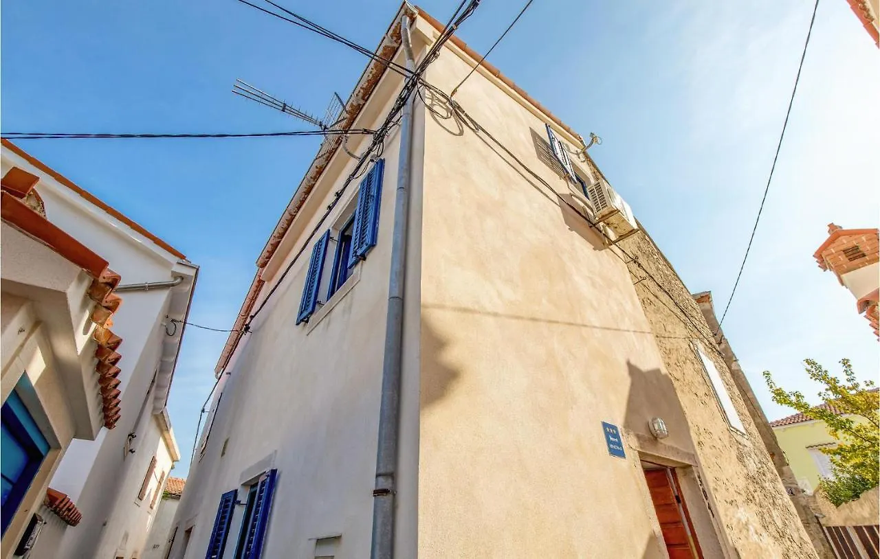 Stunning Home In Susak With Kitchen