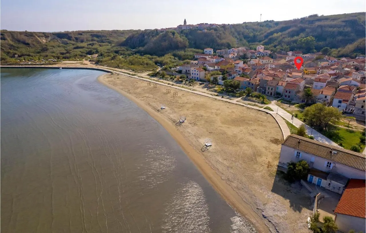 Holiday home Stunning Home In Susak With Kitchen